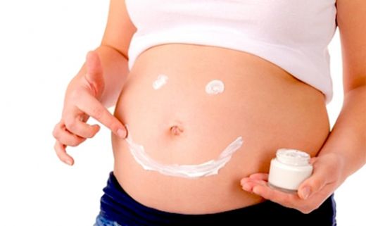 Hamilelikte Badem Yağı Nasıl Kullanılır?