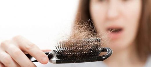 Saç Dökülmesi Badem Yağı